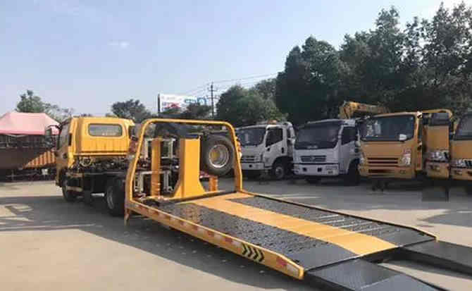 金林区汽车中途维修案例